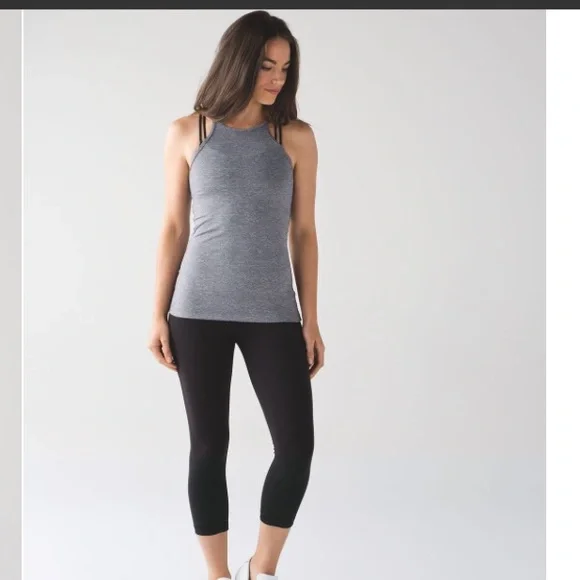 High Neck Lululemon Like Nothing Tank size 2 - Picture 4 of 7
